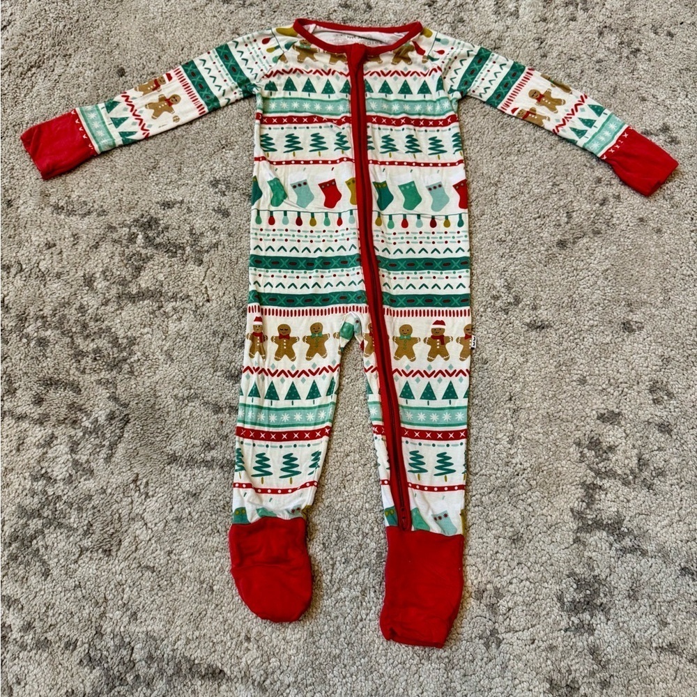 Little Sleepies Christmas pajamas – Size 6–12 Months